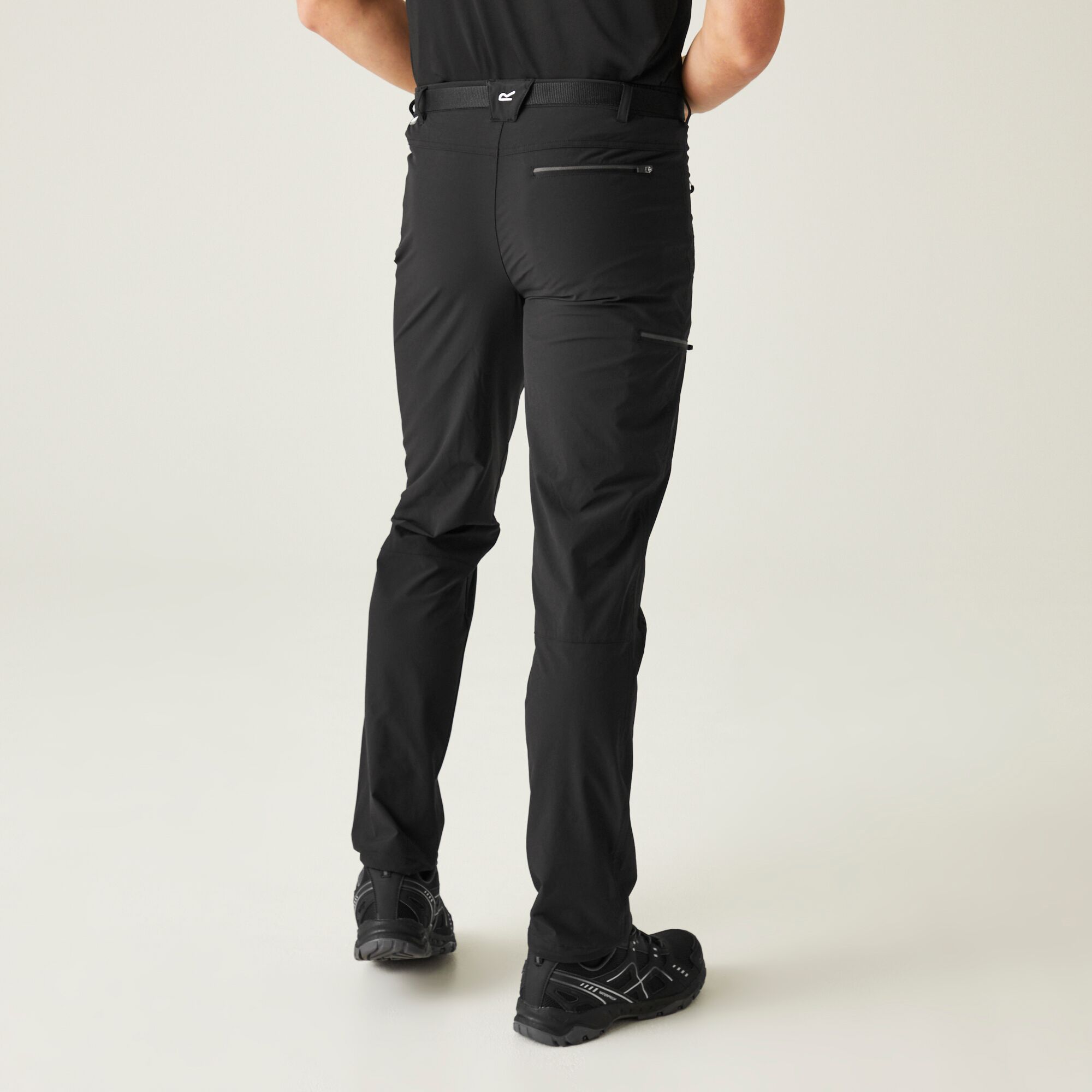 Black Regatta Men/'s Xert III Stretch Walking Trousers